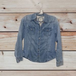 Forever 21 light distress wash denim jean button jacket